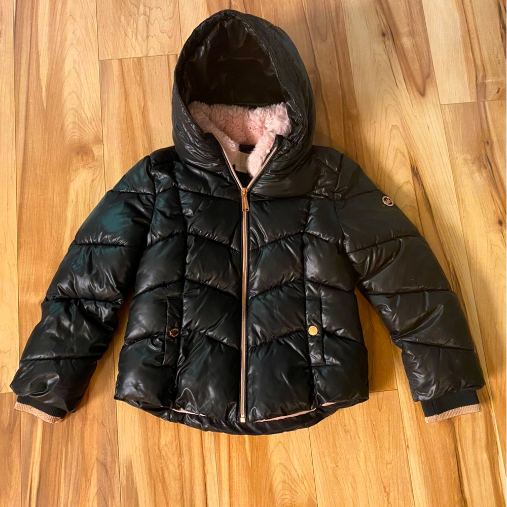 Girl’s MICHAEL Michael Kors Black Puffer Jacket—6X